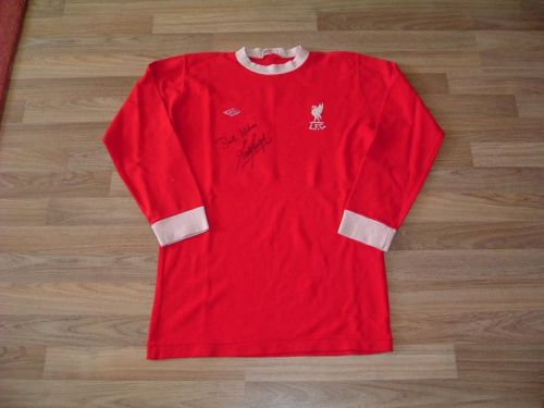 Liverpool FC 1975-76 Home Kit